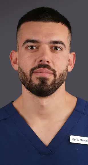 Д-р Влад Михайлов